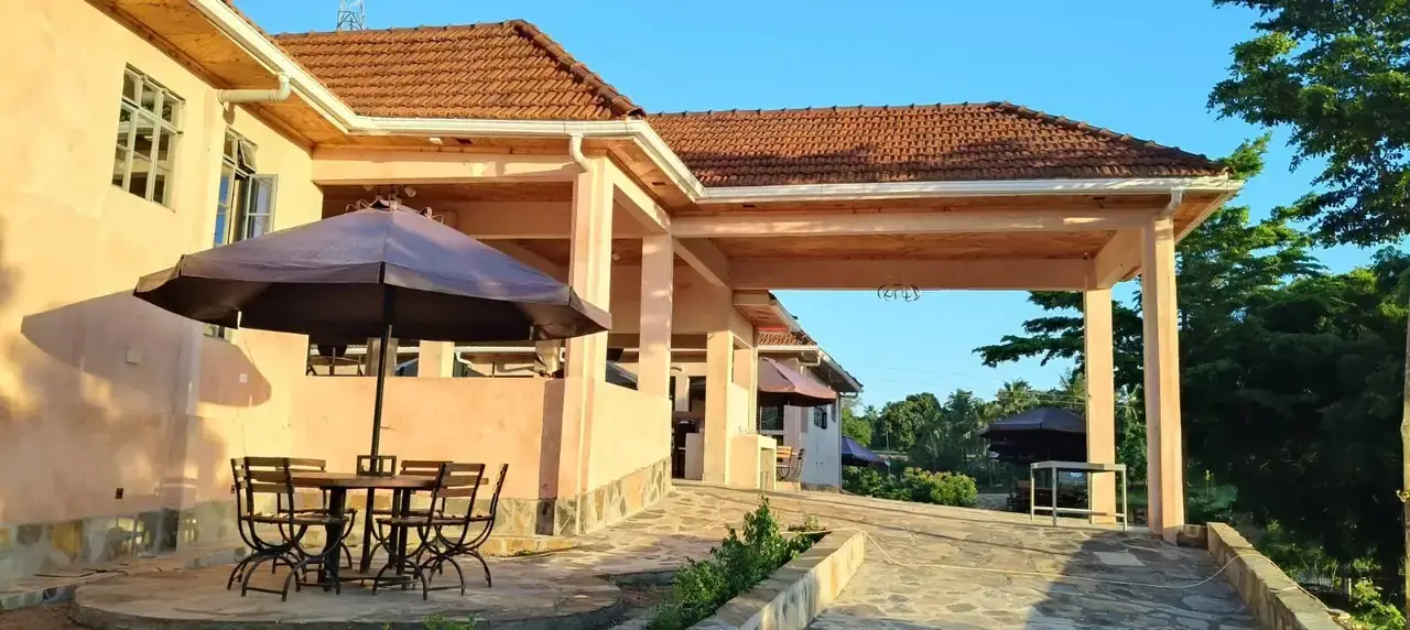 Kenlife outdoor spaces and natural air