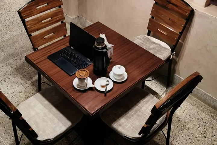 Work from Kenlife with coffee and a laptop